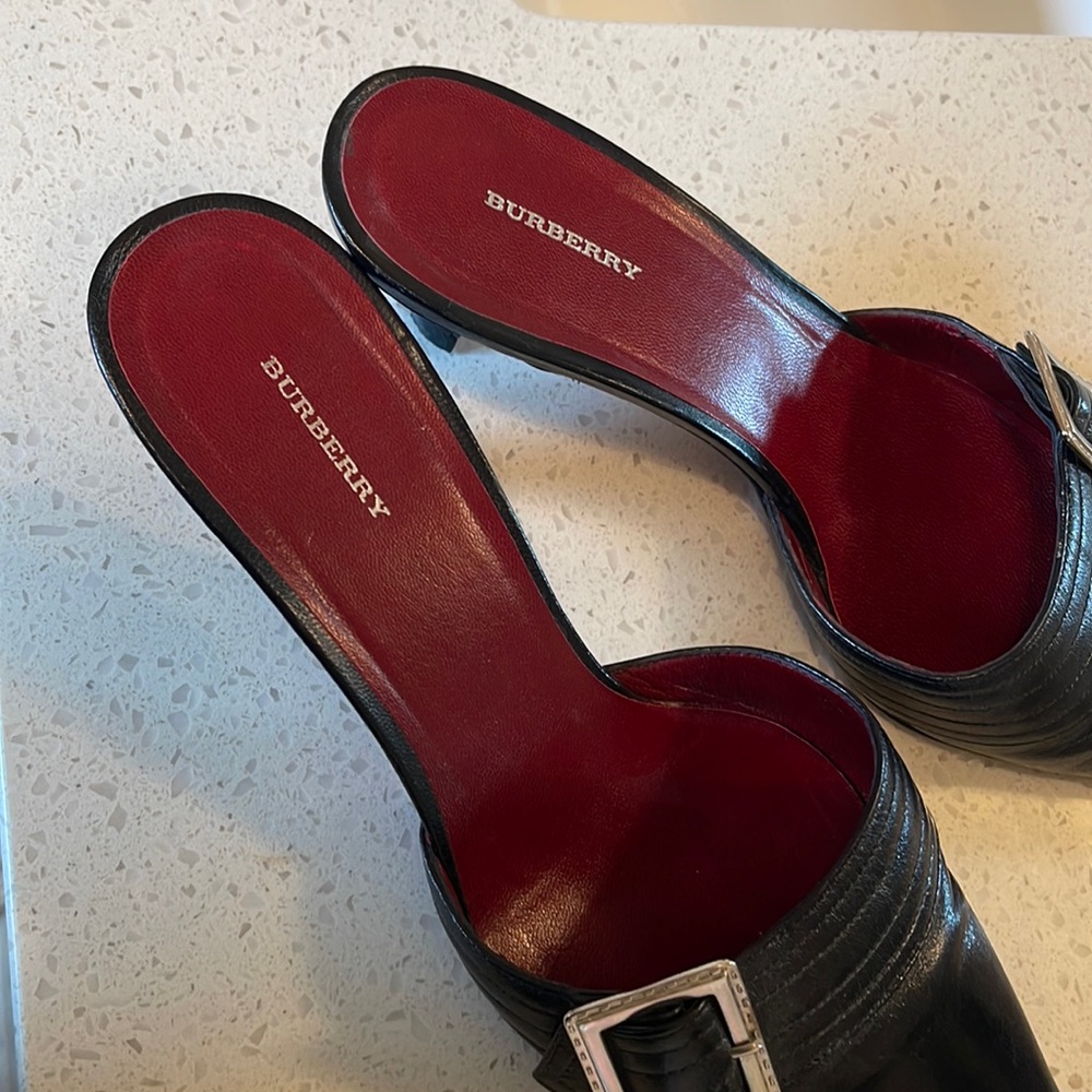 Burberry kitten heel slides size 39 1/2